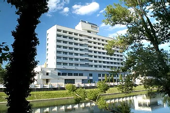 cazare oradea - Cazare in Oradea - Hotel Continental ****, rezervari online in Oradea: Hotel ****